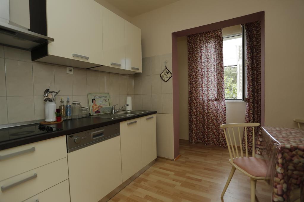 Apartment Magnolia Supetar Rom bilde